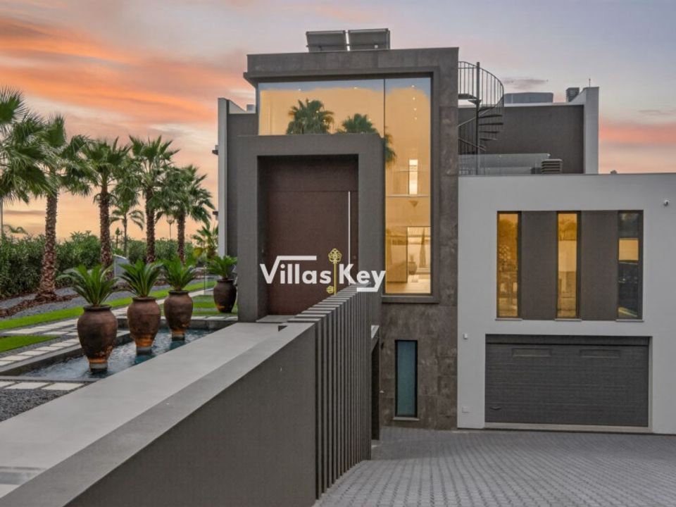 Villa a Lagos, Faro - foto 1