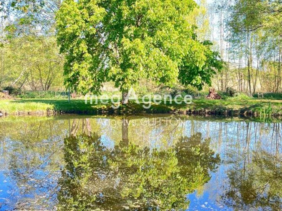Helårsgrund i Saint-Mars-d'Outillé, Sarthe - foto 1