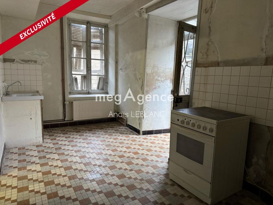 Landejendom i Montreuil-Poulay, Mayenne - foto 1