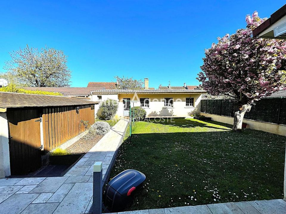 Villa i Les Clayes-Sous-Bois, Yvelines - foto 2