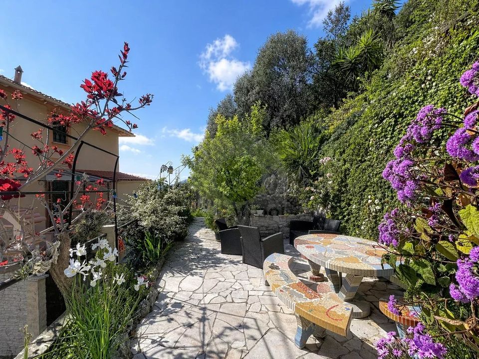 Villa i Menton, Alpes-Maritimes - foto 1