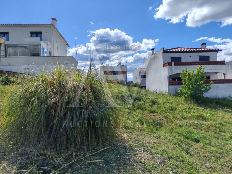Helårsgrund i Batalha, Leiria - foto 1