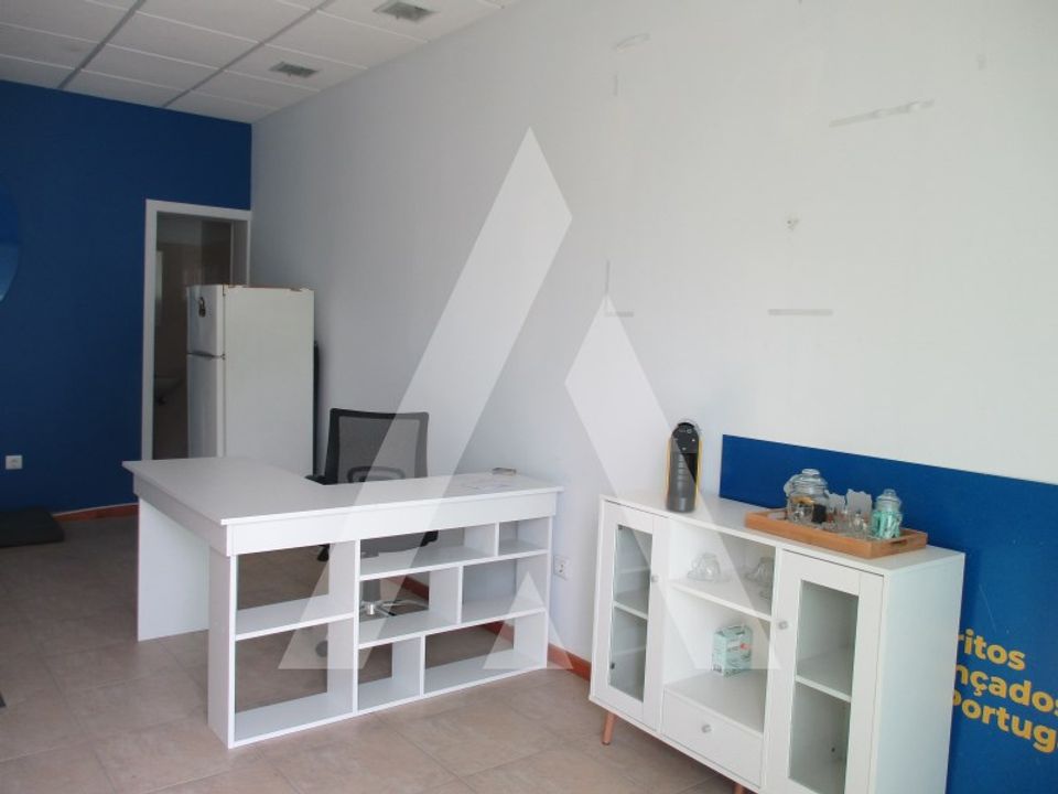 Erhvervsejendom i Oliveira do Bairro, Aveiro - foto 1