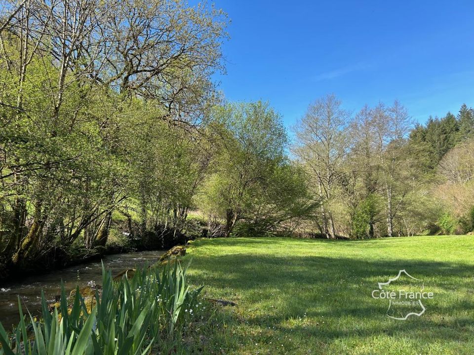 Gårdshus i Boisset, Cantal - bilde 5