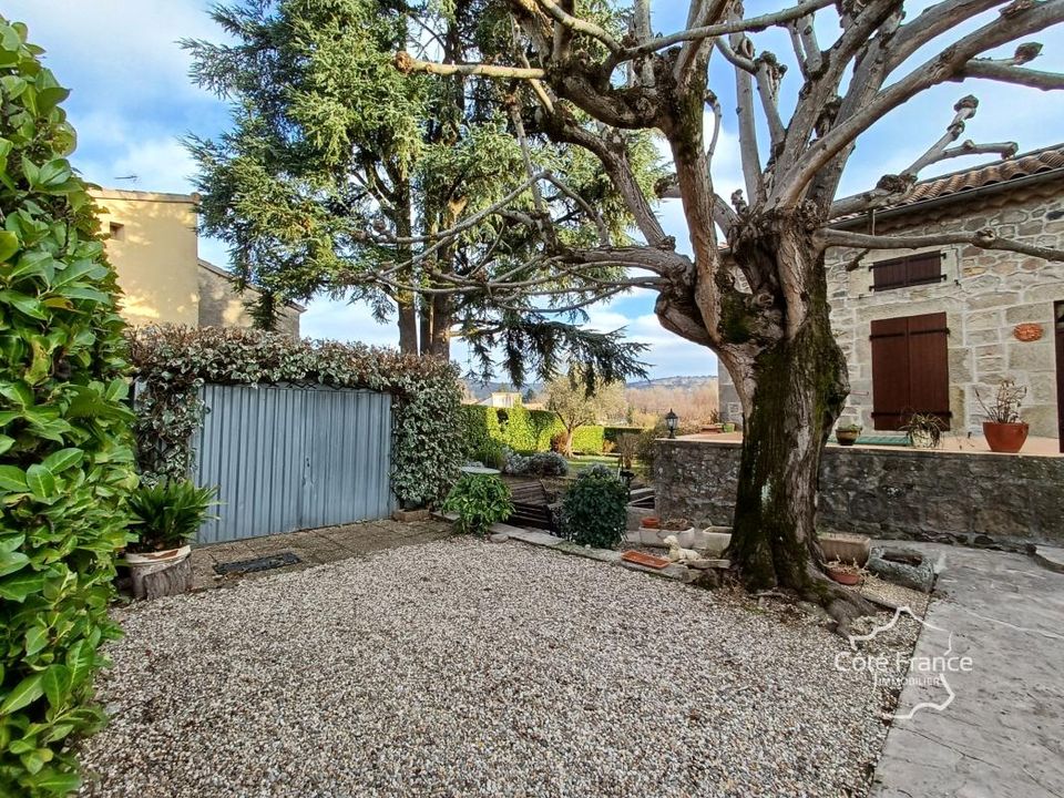 Landsbyhus i Saint-Privat, Ardeche - foto 4