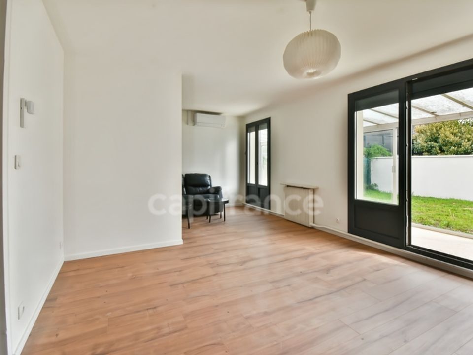 Villa i Sainte-Genevieve-des-Bois, Essonne - foto 3