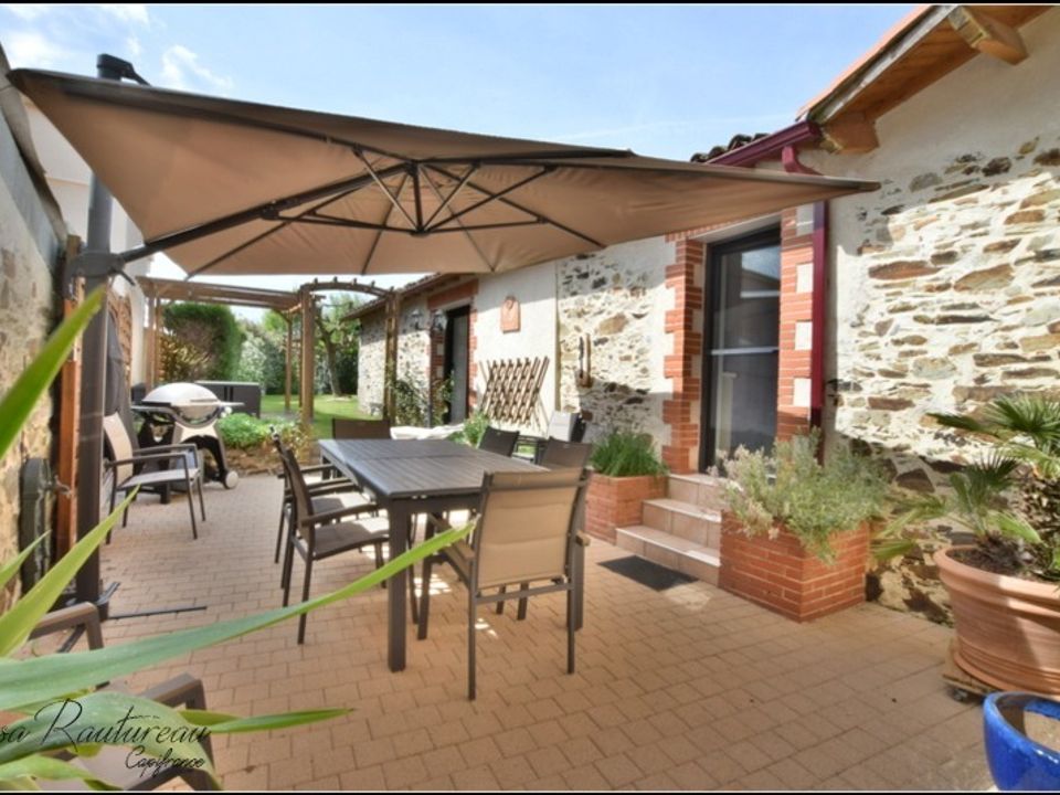 Landsbyhus i Les Brouzils, Vendee - foto 1