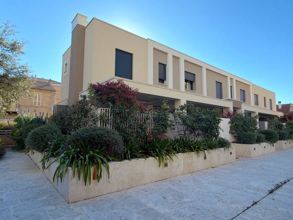 Rækkehus i San Benedetto Del Tronto, Ascoli Piceno - foto 1