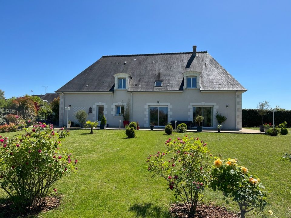 Villa i Azay-le-Rideau, Indre-et-Loire - foto 1
