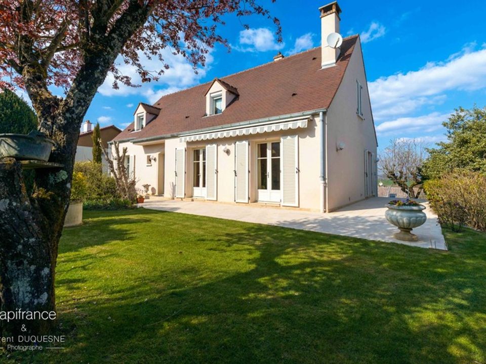 Villa i Hauteville-les-Dijon, Cote-d'Or - foto 1