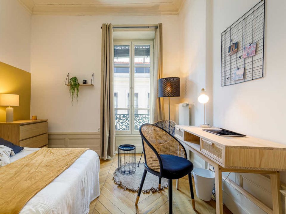 Apartment in Lyon, Rhone - photo 1