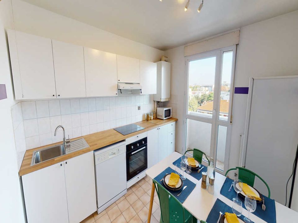 Apartment in Lyon, Rhone - photo 5