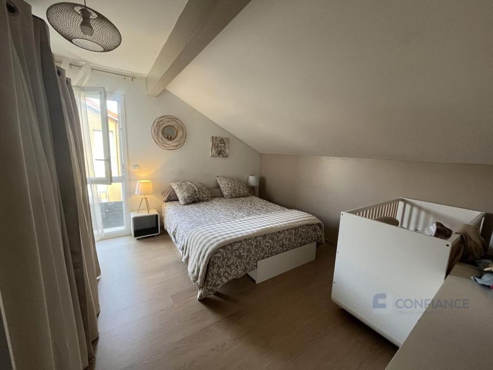 Villa i Vaulx-en-Velin, Rhone - foto 3