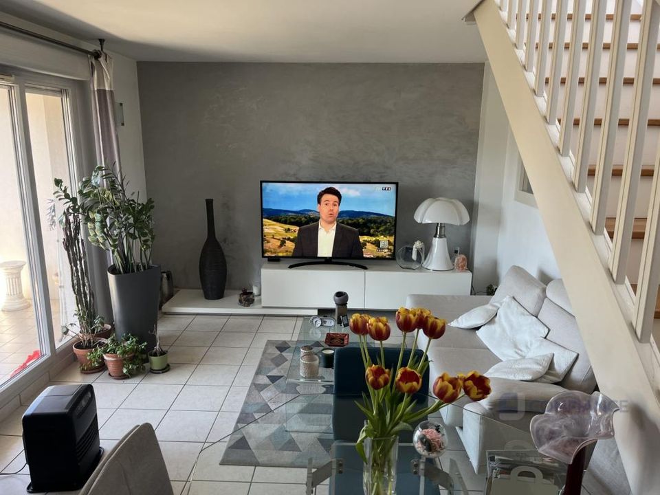 Lejlighed i Francheville, Rhone - foto 2