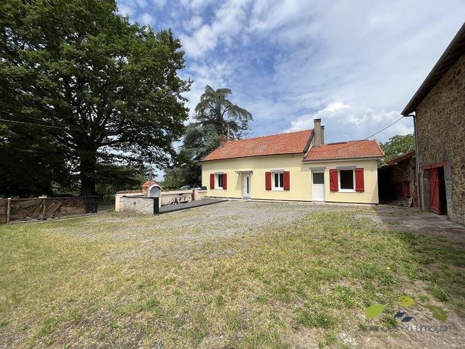 Villa i Saint-Priest-Taurion, Haute-Vienne - bilde 1