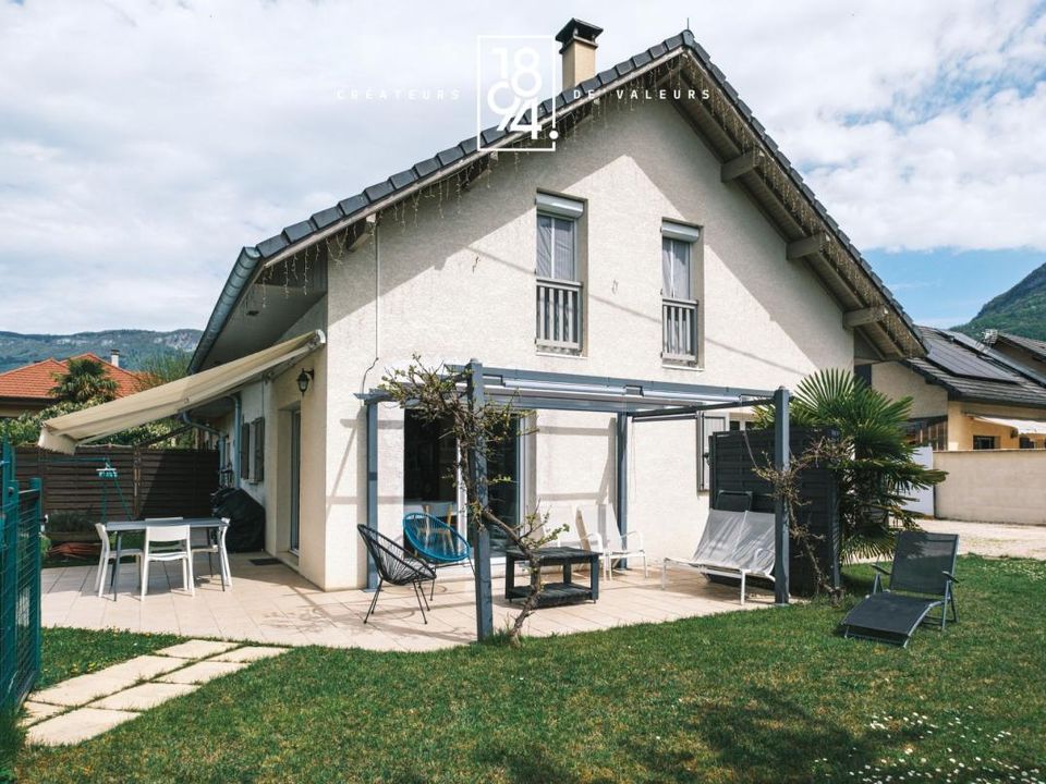 Villa i Saint-Jean-de-Chevelu, Savoie - foto 1
