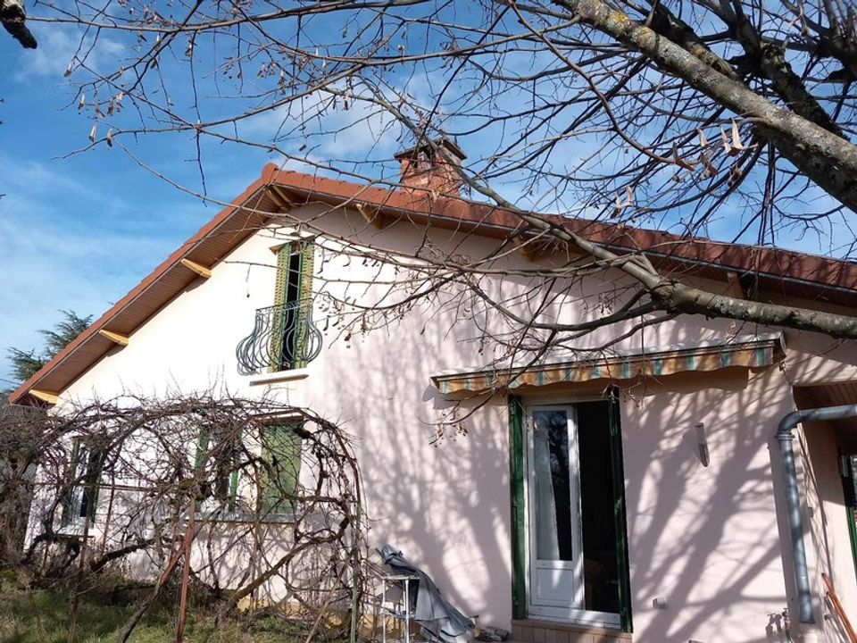 Villa i Thiers, Puy-de-Dome - foto 1