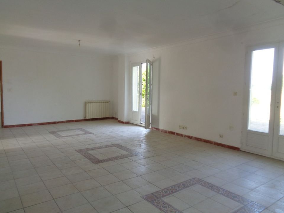 Villa in Saint-Genis-De-Saintonge, Charente-Maritime - foto 1