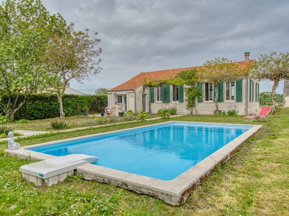 Villa i Port-des-Barques, Charente-Maritime - foto 1