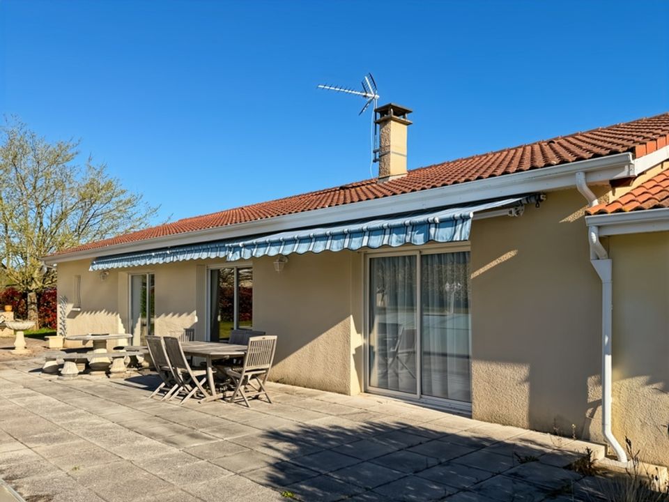 Villa i Castelnau-Magnoac, Hautes-Pyrenees - foto 1