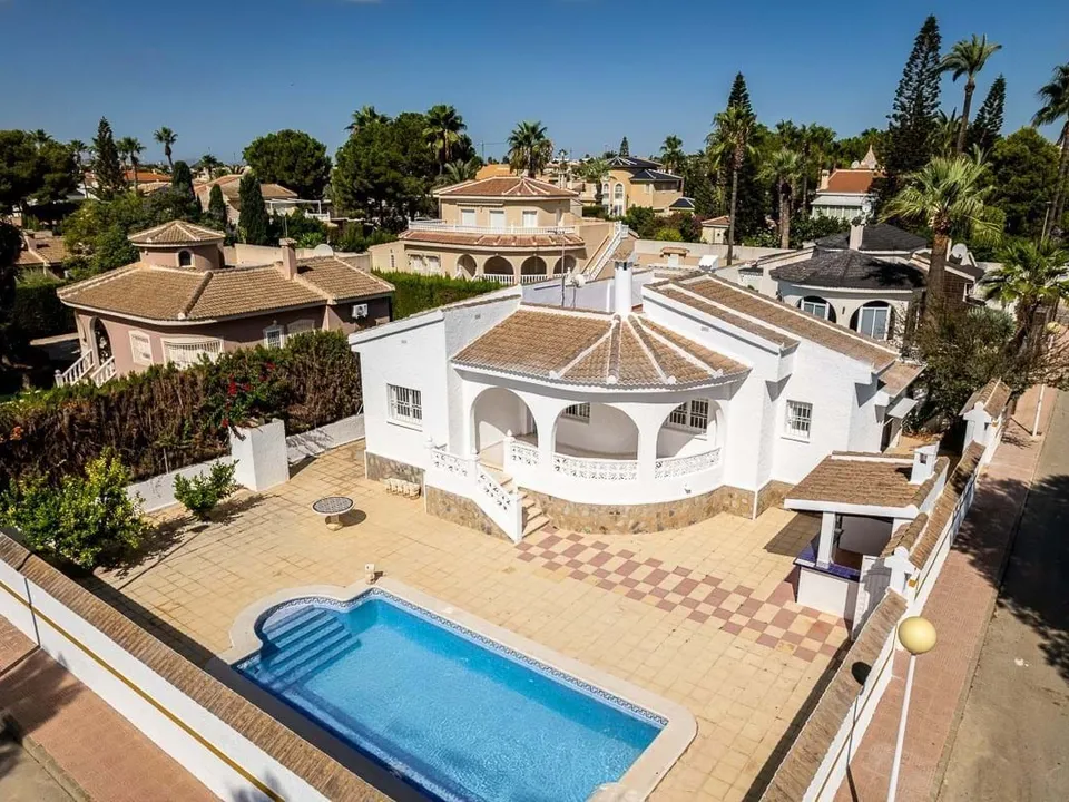 Villa em Ciudad Quesada, Alicante - foto 1