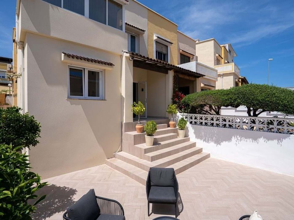 Villa Orihuela Costa, Alicante - foto 1