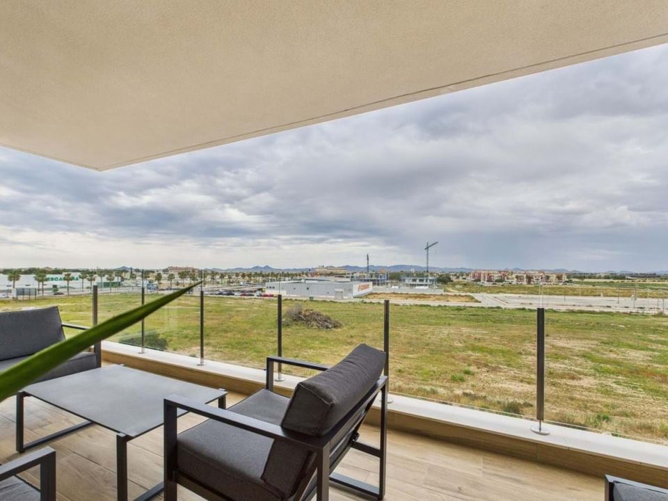 Lejlighed i Los Alcazares, Murcia - foto 1
