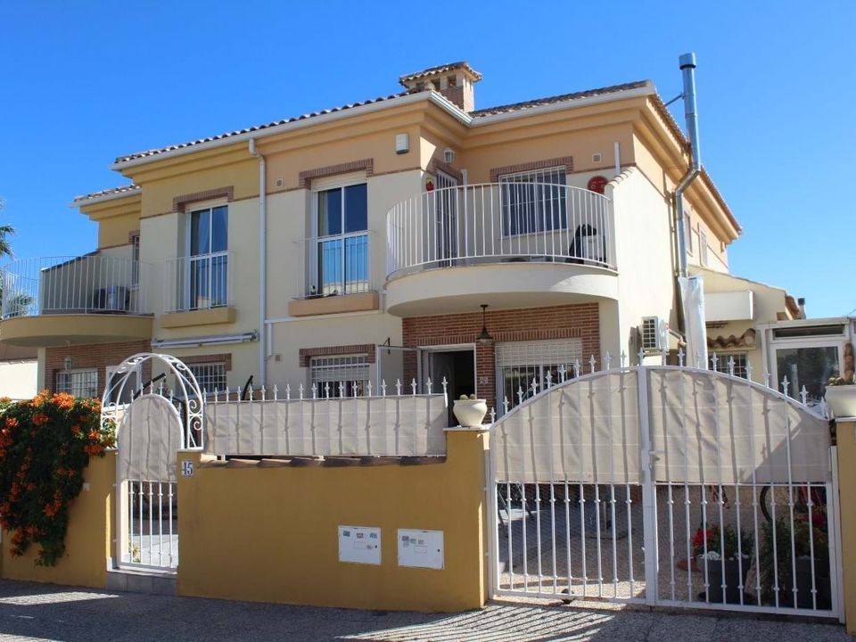 Villa i Villamartin, Alicante - foto 1