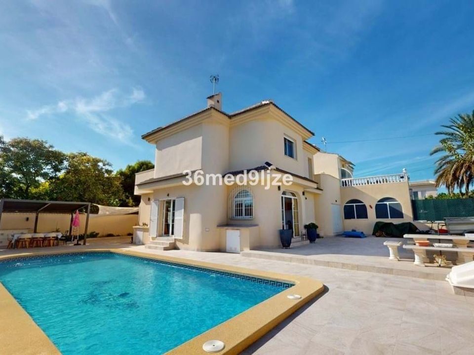Villa i Los Alcazares, Murcia - foto 1
