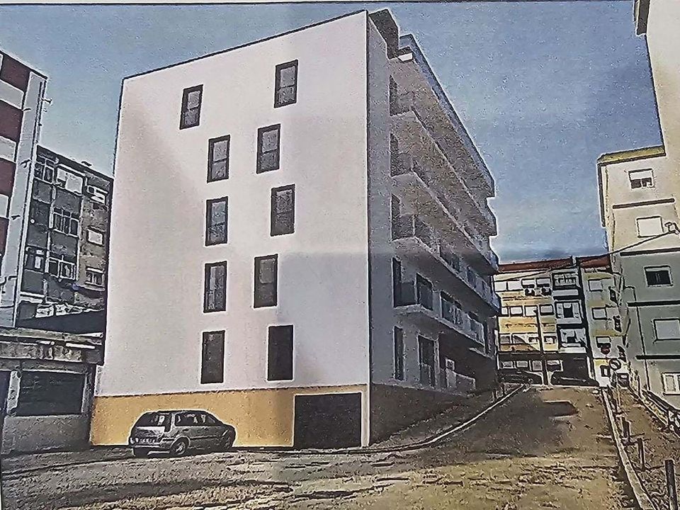 Commercial property in Barreiro, Setubal - photo 5
