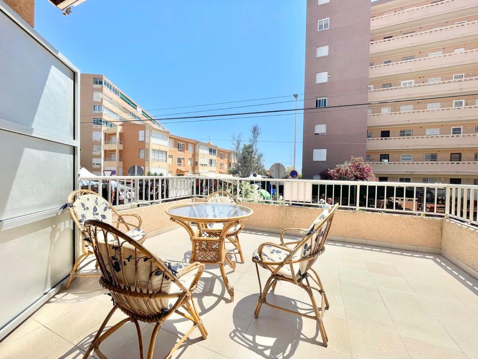 Lejlighed i Torrevieja, Alicante - foto 2