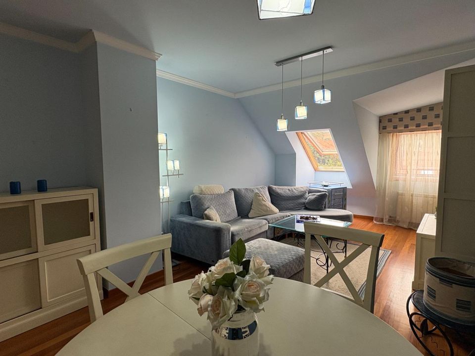 Penthouse: Ames, Coruna – zdjęcie 3