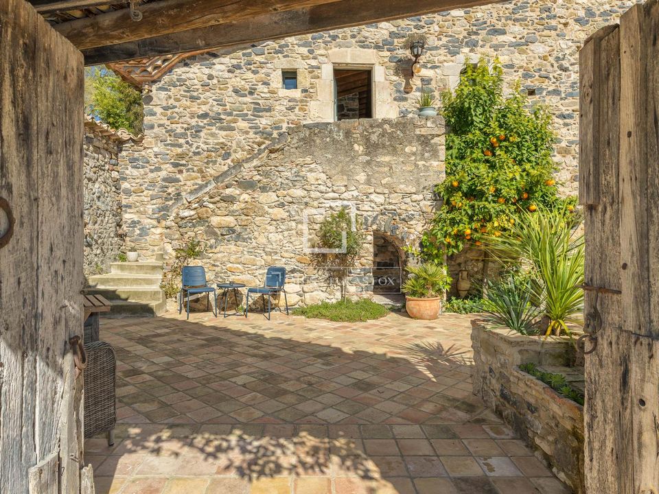 Herregård i Sant Marti De Llemena, Gerona - bilde 5