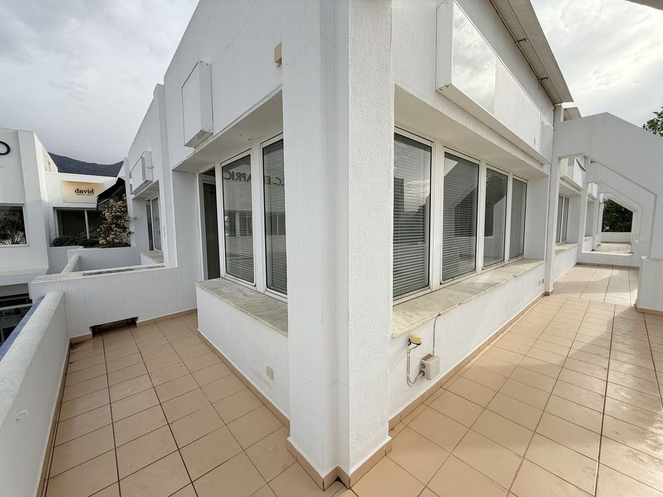 L'establiment comercial a Marbella, Malaga - foto 3