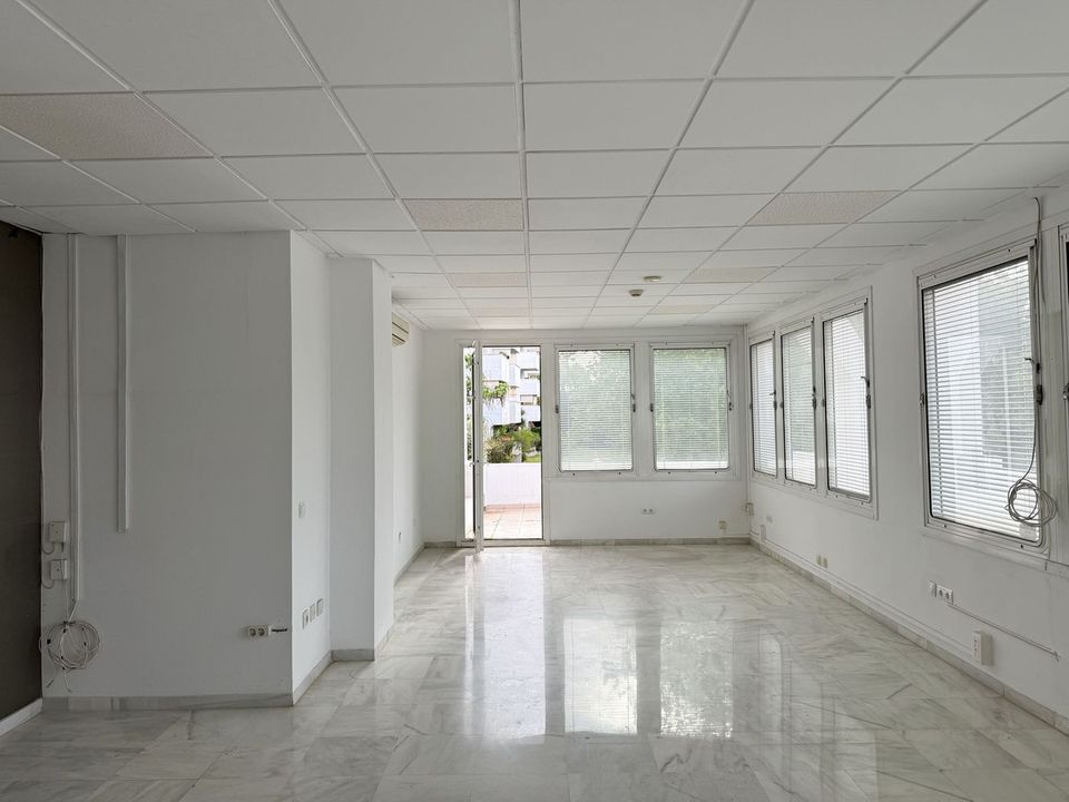 L'establiment comercial a Marbella, Malaga - foto 4
