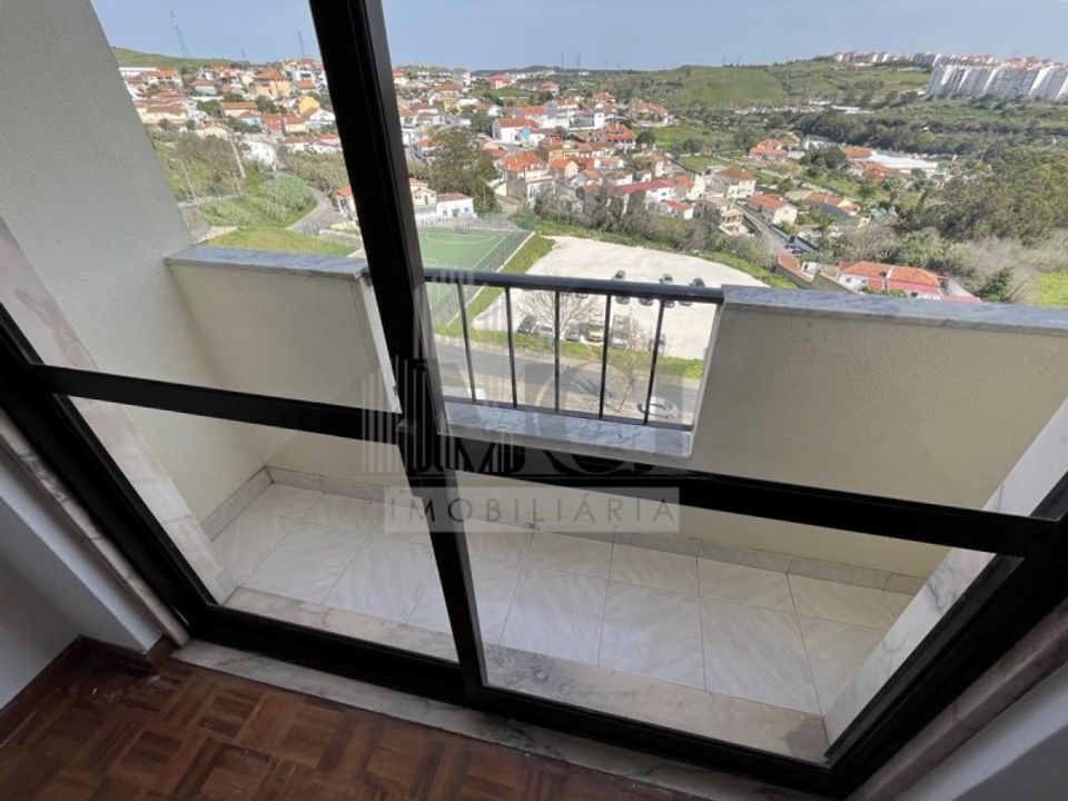 Apartment in Cacem, Lisbon - photo 3