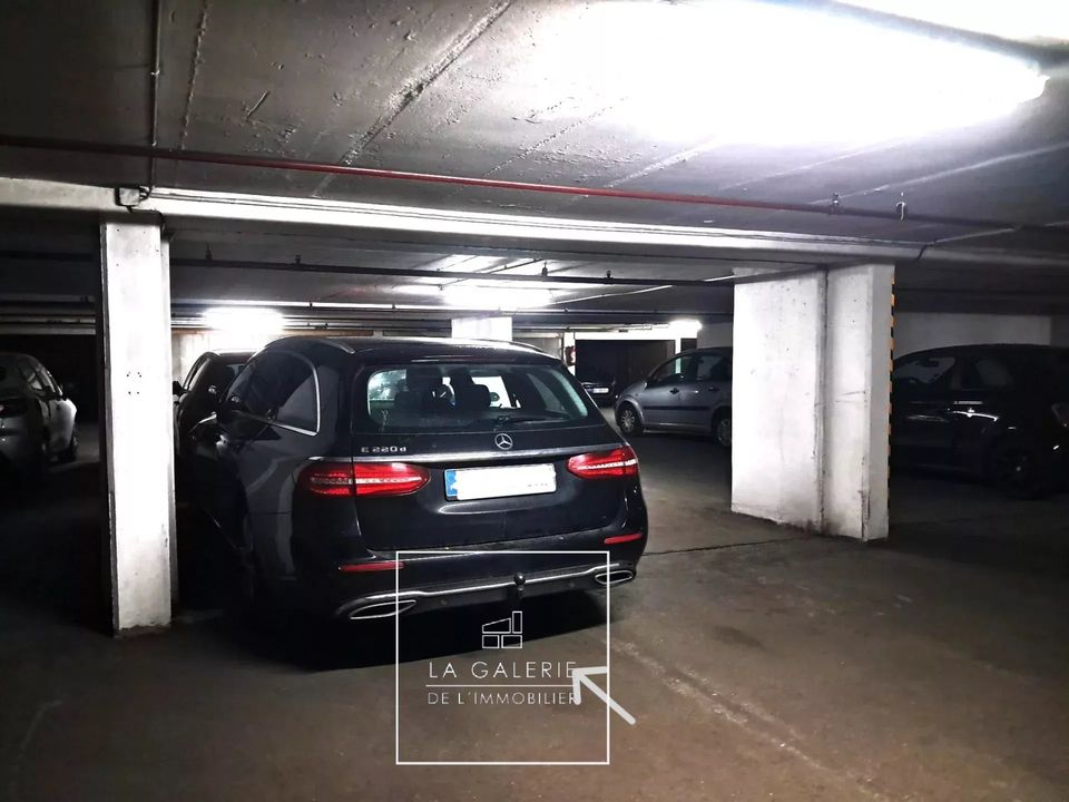 Garasje i Paris, Paris - bilde 2