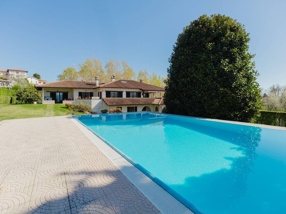 Villa i Sumirago, Varese - foto 1