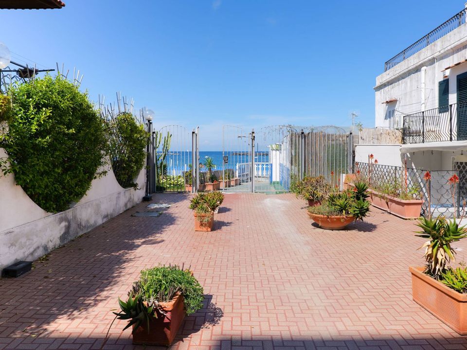 Apartamento en Ischia, Naples - foto 1