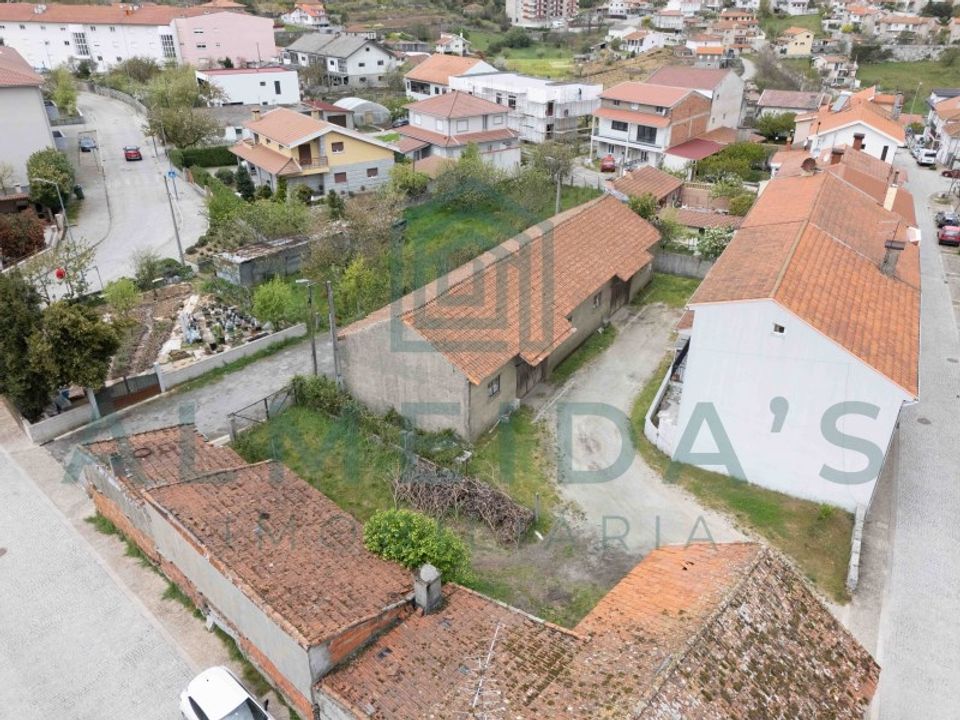 Erhvervsejendom i Vila Pouca de Aguiar, Vila Real - foto 1