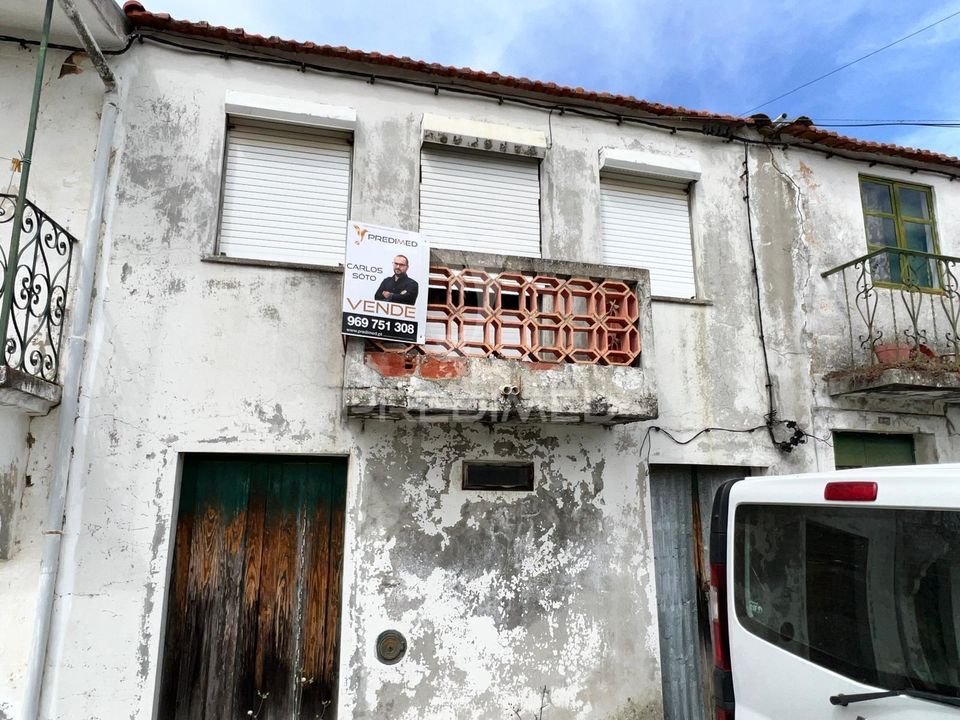 Byhus i Vila Nova de Foz Coa, Guarda - foto 1