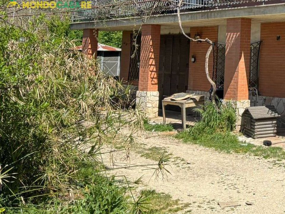 Villa i Fara in Sabina, Rieti - foto 1