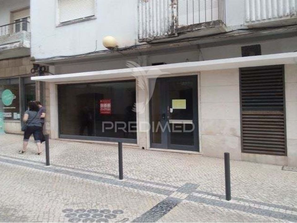 Erhvervsejendom i Bombarral, Leiria - foto 1
