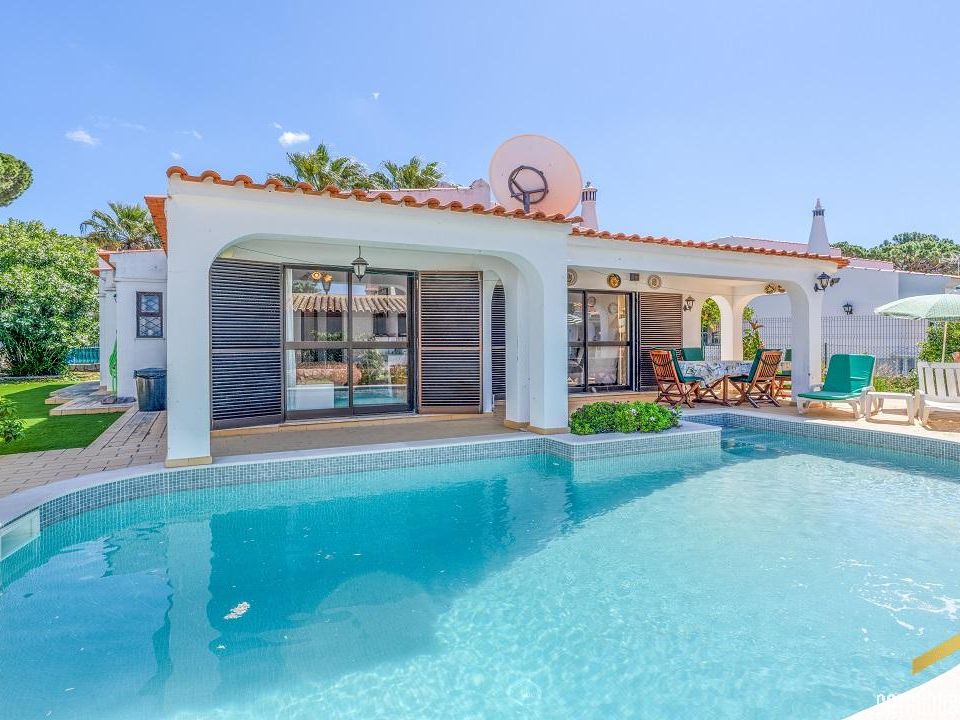 Villa i Vilamoura, Faro - foto 1