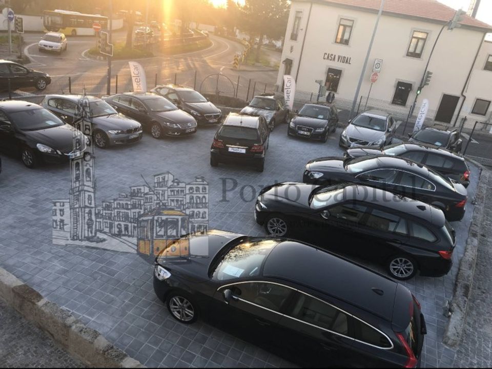Erhvervsejendom i Senhora da Hora, Porto - foto 2