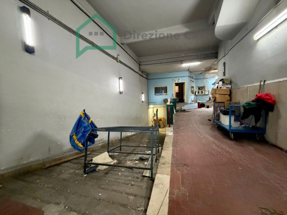 Erhvervsejendom i Naples, Naples - foto 2