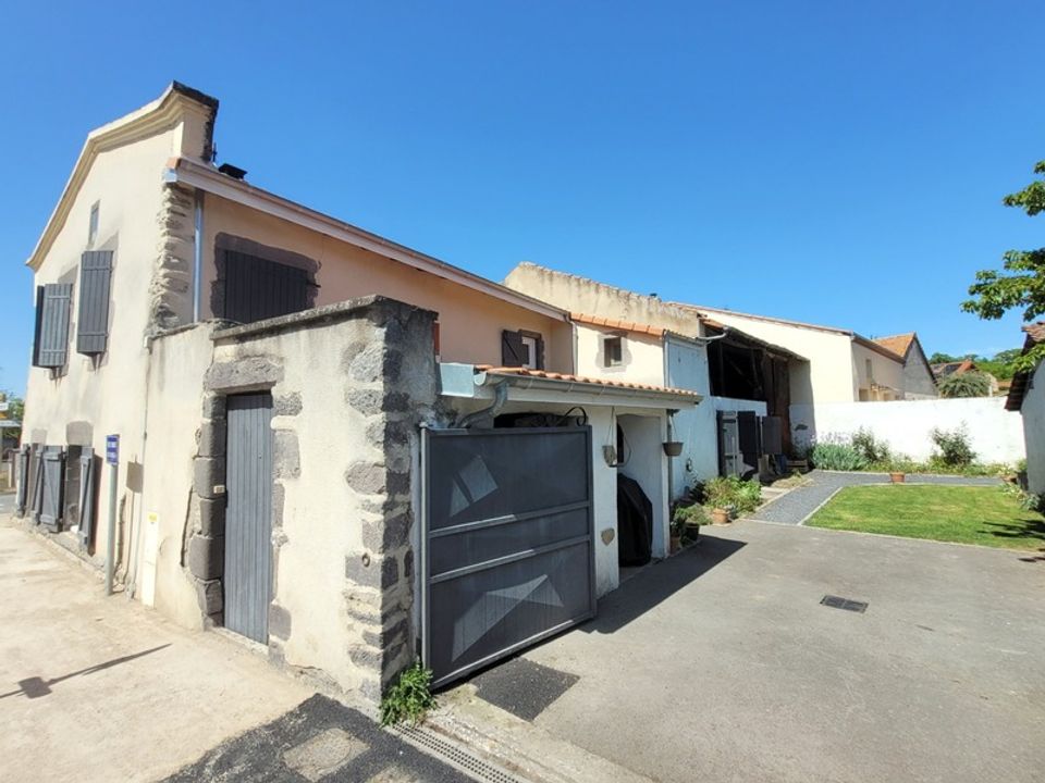 Villa i Clerlande, Puy-de-Dome - foto 1