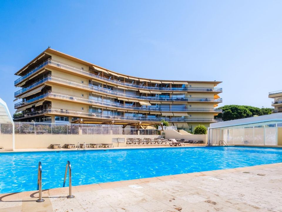 Leilighet i Saint-Laurent-du-Var, Alpes-Maritimes - bilde 1