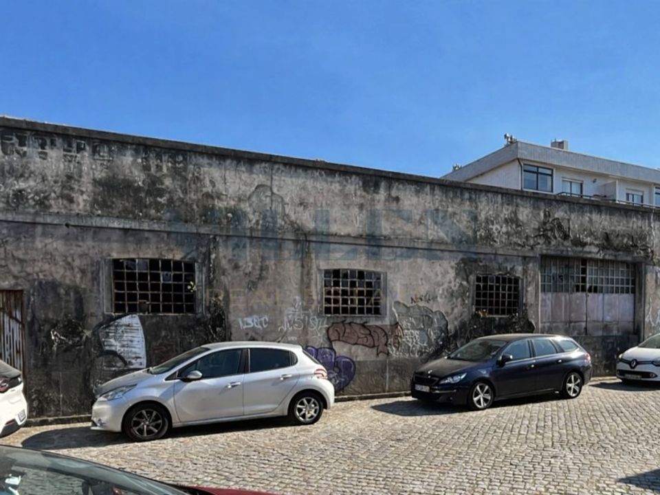 Erhvervsejendom i Trofa, Porto - foto 1