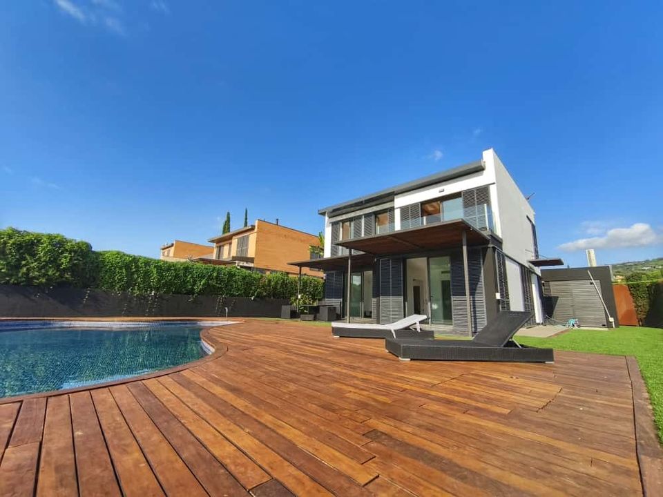 Villa i Sant Vicenc De Montalt, Barcelona - foto 3